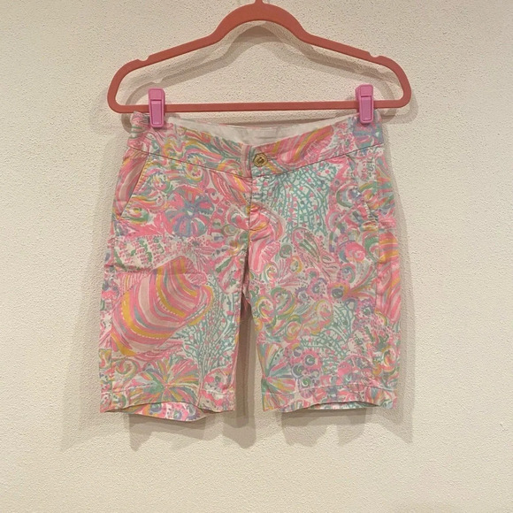 Lilly Pulitzer Chipper Shorts in Multi Swiss Fish Size 0 EUC - Picture 2 of 4